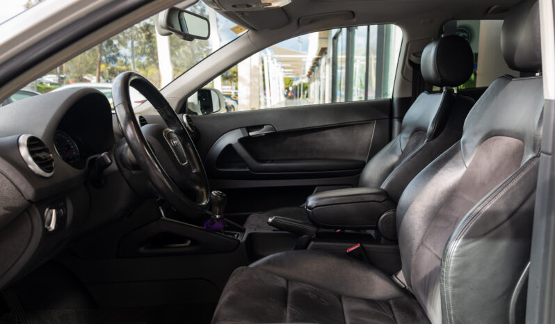 
								AUDI A3/S3 (8P) 3P/SPORTBACK(08-13) 2011 lleno									