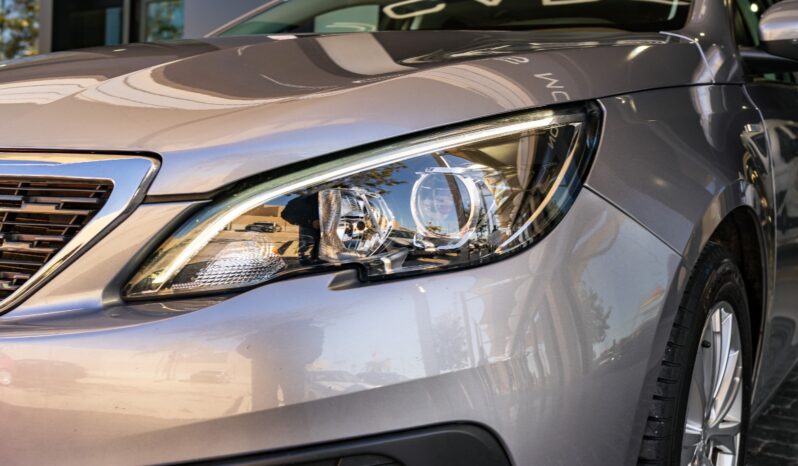 
								PEUGEOT 308 (L) 5P/SW (17-21) 2019 lleno									