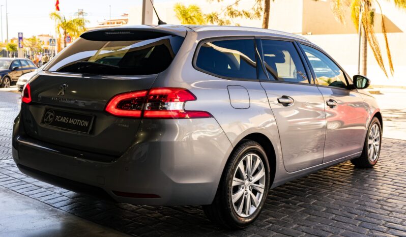 
								PEUGEOT 308 (L) 5P/SW (17-21) 2019 lleno									