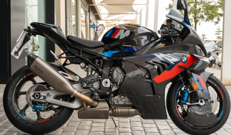
								BMW M 1000 RR 2024 lleno									