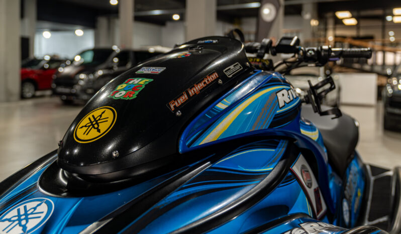 
								YAMAHA WAVE RUNNER GP 1300 2003 lleno									