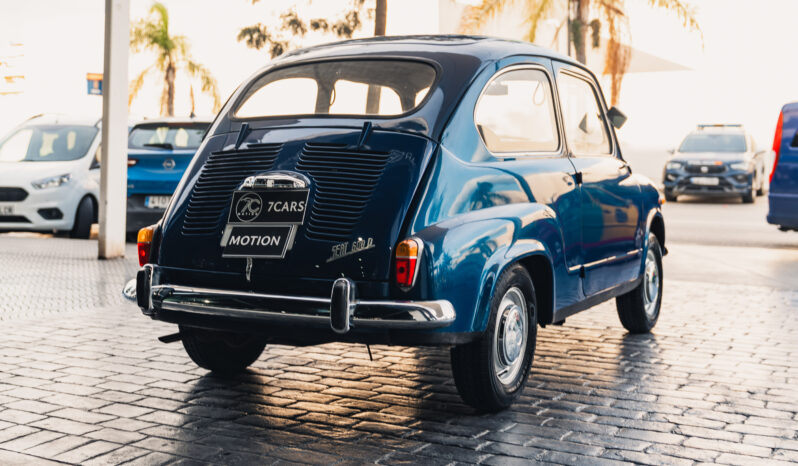 
								SEAT 600-D 1969 lleno									