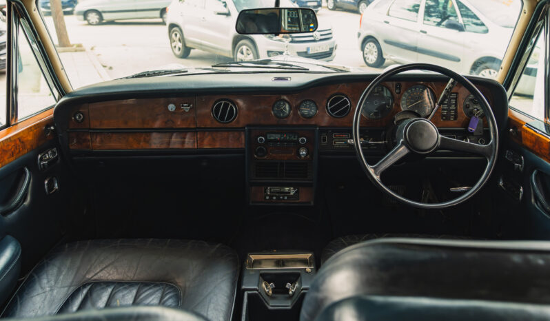 
								ROLLS ROYCE SILVER SHADOW II 1980 lleno									