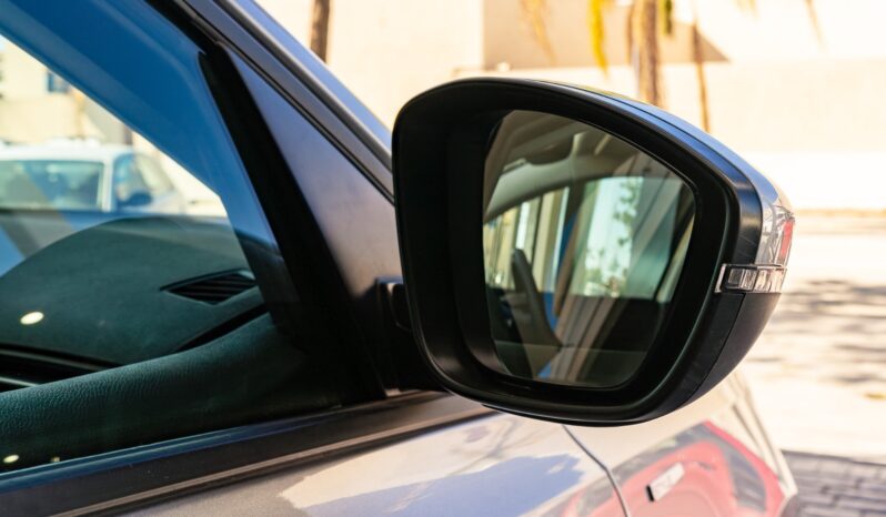 
								PEUGEOT 308 (L) 5P/SW (17-21) 2019 lleno									