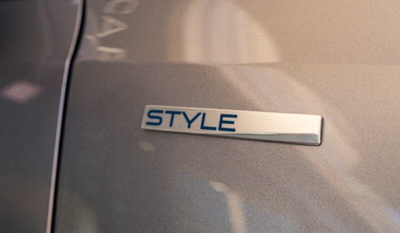 
								PEUGEOT 308 (L) 5P/SW (17-21) 2019 lleno									