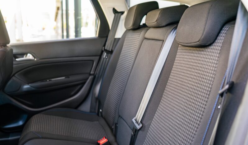 
								PEUGEOT 308 (L) 5P/SW (17-21) 2019 lleno									