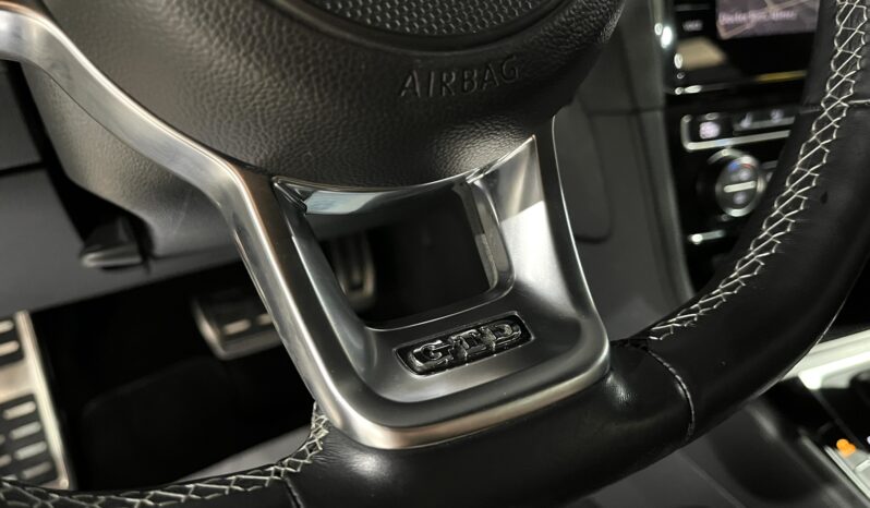 
								VOLKSWAGEN GOLF VII (AU) 3/5P/VAR (16-20) 2018 lleno									