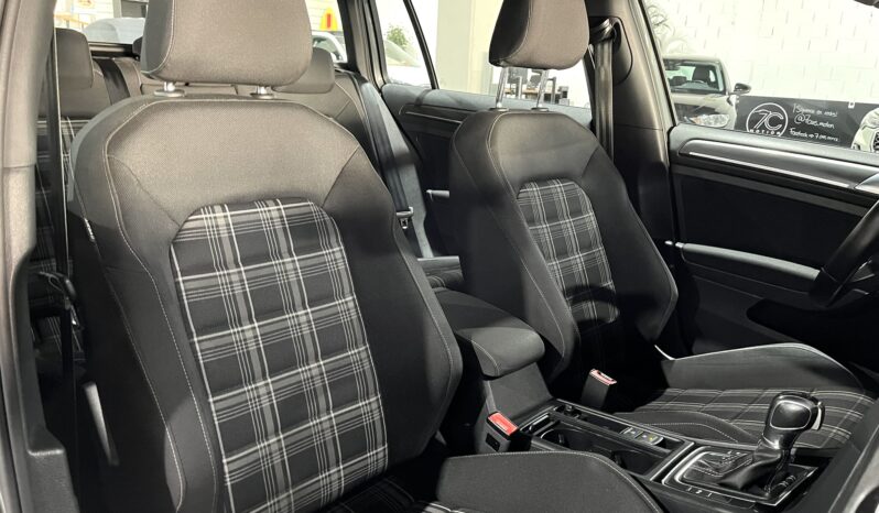 
								VOLKSWAGEN GOLF VII (AU) 3/5P/VAR (16-20) 2018 lleno									