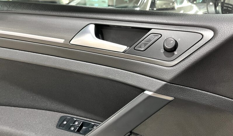 
								VOLKSWAGEN GOLF VII (AU) 3/5P/VAR (16-20) 2018 lleno									