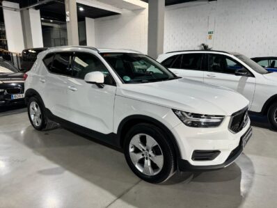 VOLVO XC40 (XZ) (18-) 2019