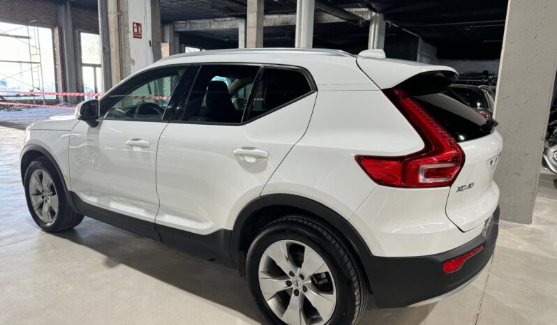 
								VOLVO XC40 (XZ) (18-) 2019 lleno									
