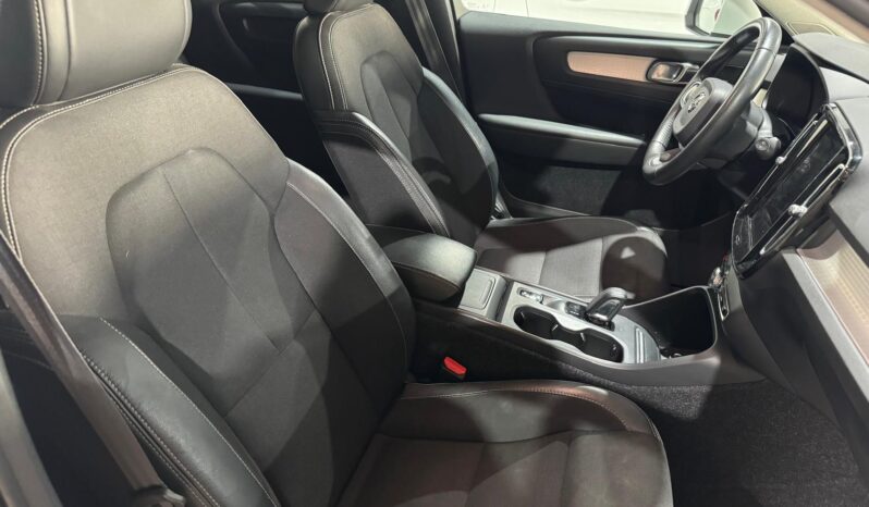 
								VOLVO XC40 (XZ) (18-) 2019 lleno									