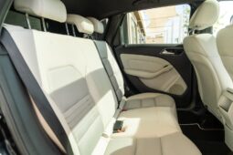 
										MERCEDES B180 2015 lleno									