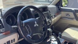 
										MITSUBISHI MONTERO 2008 lleno									