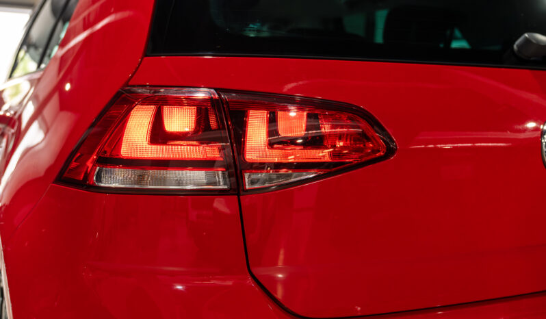 
								VW GOLF 2016 lleno									