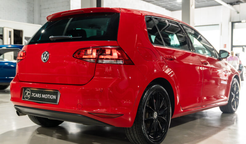 
								VW GOLF 2016 lleno									