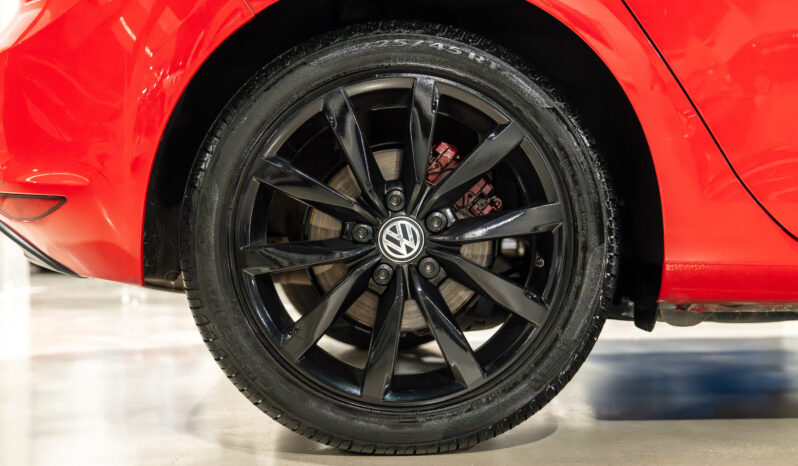 
								VW GOLF 2016 lleno									