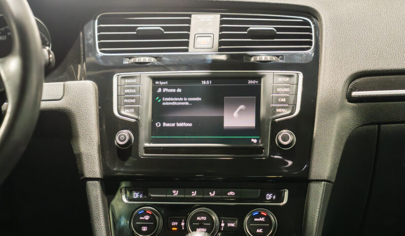 
								VW GOLF 2016 lleno									