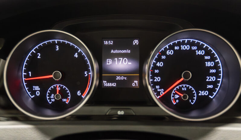 
								VW GOLF 2016 lleno									