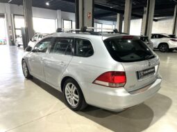 
										VOLKSWAGEN GOLF 2009 lleno									