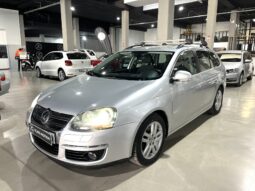 
										VOLKSWAGEN GOLF 2009 lleno									