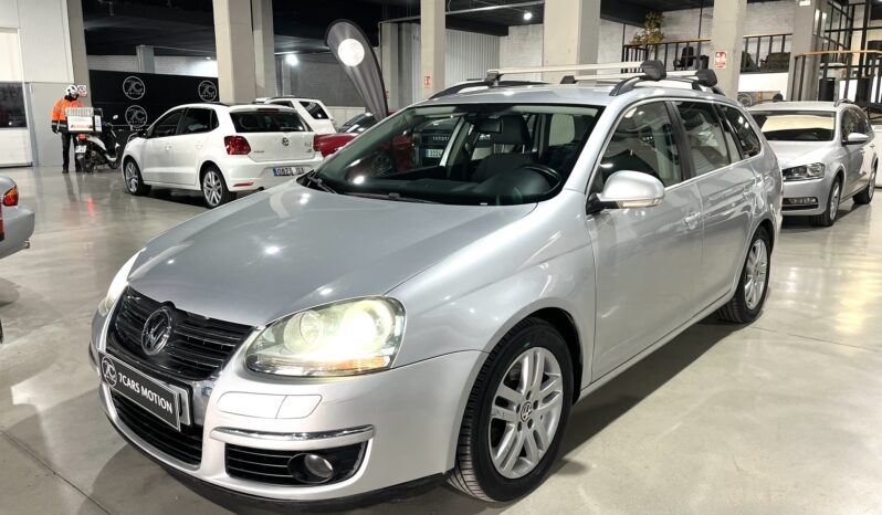 
								VOLKSWAGEN GOLF 2009 lleno									