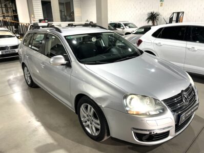 VOLKSWAGEN GOLF 2009