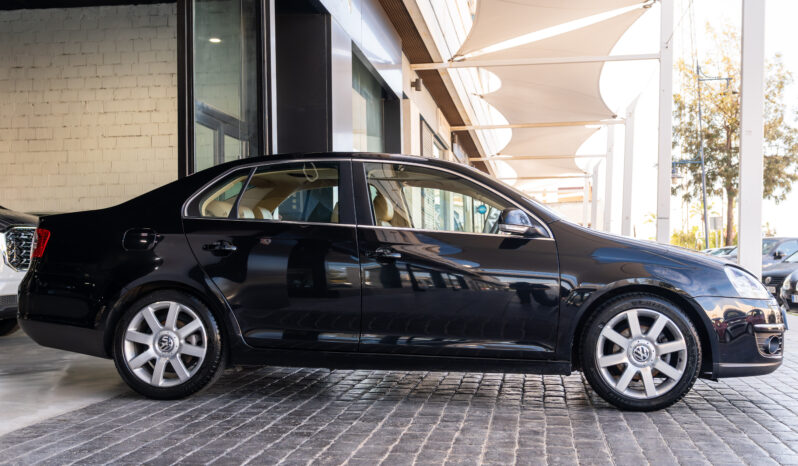 
								VOLKSWAGEN JETTA (1K) 4P (05-11) 2008 lleno									