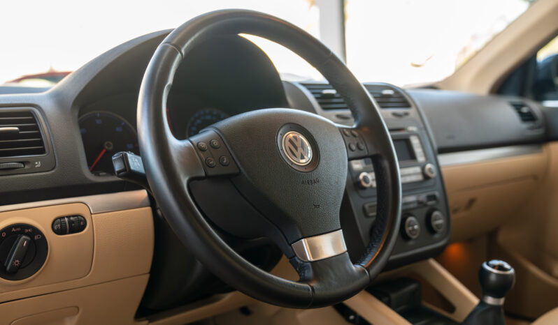 
								VOLKSWAGEN JETTA (1K) 4P (05-11) 2008 lleno									