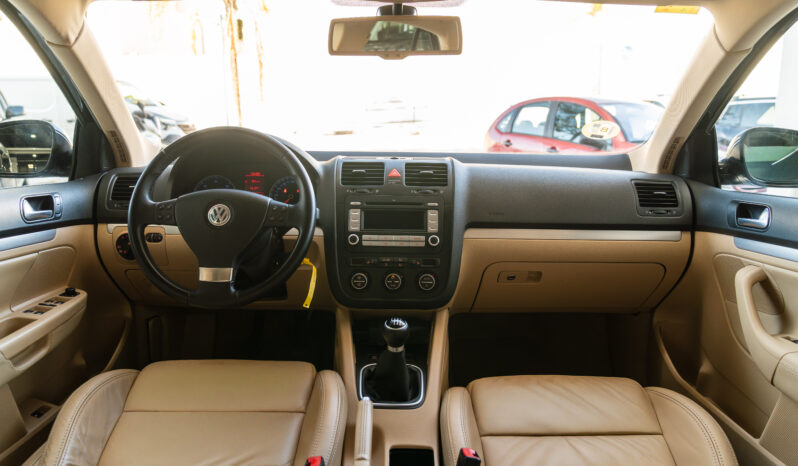 
								VOLKSWAGEN JETTA (1K) 4P (05-11) 2008 lleno									