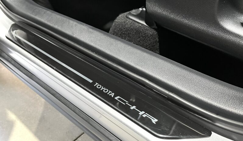 
								TOYOTA C-HR HYBRID (A) 5P (23-) 2024 lleno									