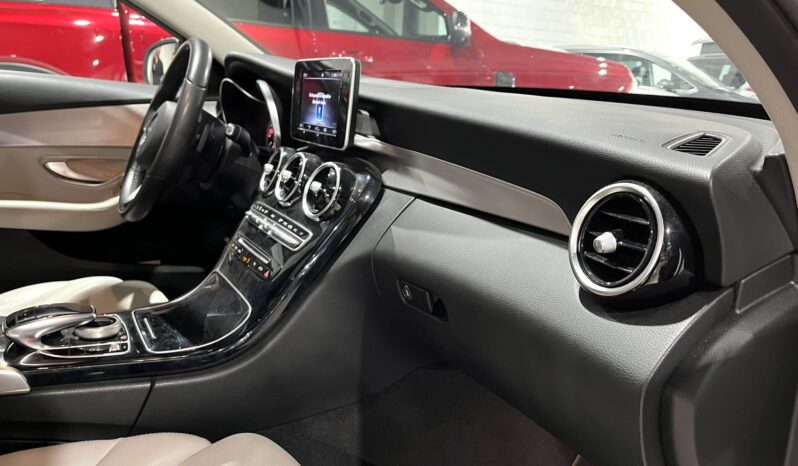 
								MERCEDES BENZ CLASE C (W 205) 4P (14-18) 2018 lleno									