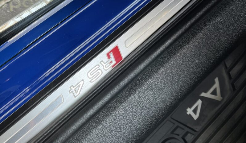
								AUDI RS4 AVANT 2018 lleno									