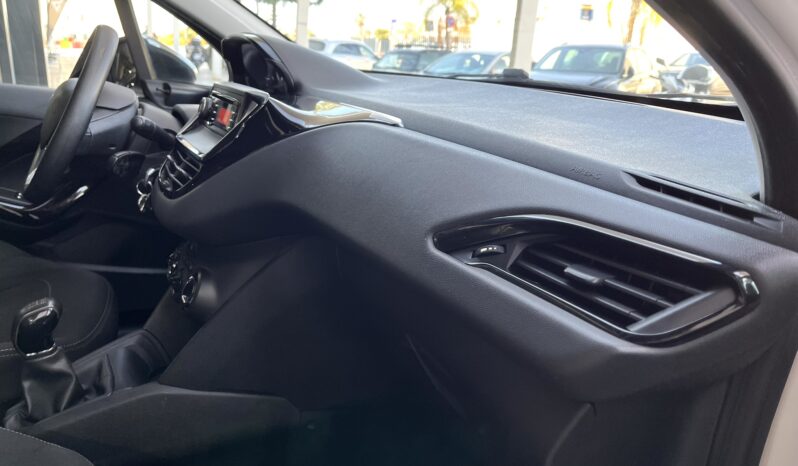 
								PEUGEOT 208 (CA/CC) 3/5P (15-19) 2016 lleno									