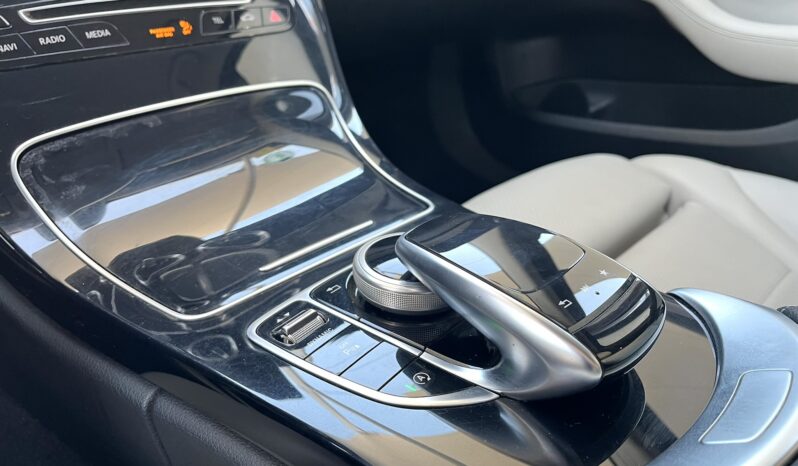 
								MERCEDES BENZ CLASE C (W 205) 4P (14-18) 2018 lleno									