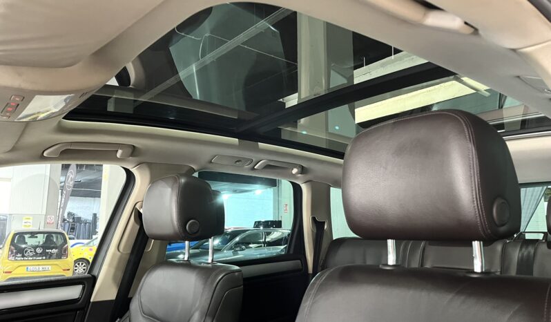 
								VOLKSWAGEN TOUAREG (7P) 5P (10-14) 2012 lleno									