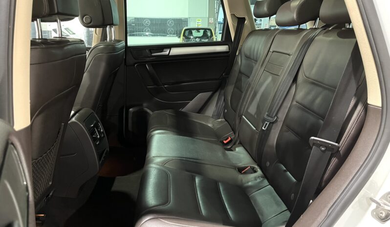 
								VOLKSWAGEN TOUAREG (7P) 5P (10-14) 2012 lleno									