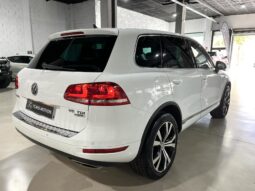 
										VOLKSWAGEN TOUAREG (7P) 5P (10-14) 2012 lleno									
