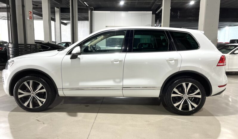 
								VOLKSWAGEN TOUAREG (7P) 5P (10-14) 2012 lleno									