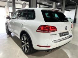 
										VOLKSWAGEN TOUAREG (7P) 5P (10-14) 2012 lleno									