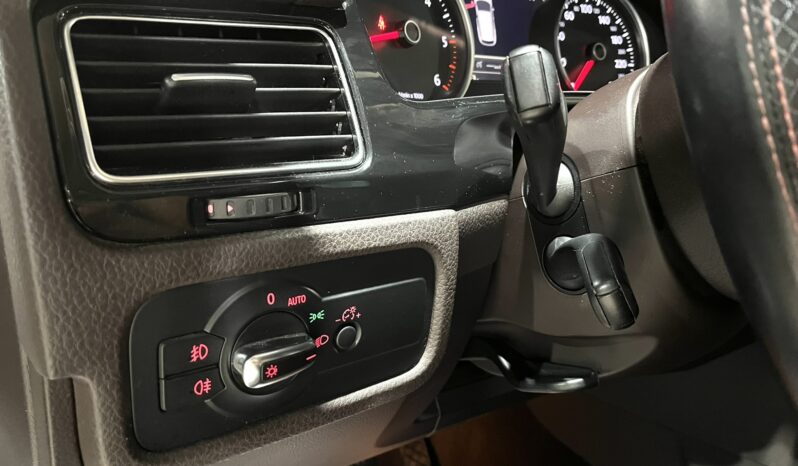 
								VOLKSWAGEN TOUAREG (7P) 5P (10-14) 2012 lleno									
