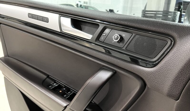 
								VOLKSWAGEN TOUAREG (7P) 5P (10-14) 2012 lleno									
