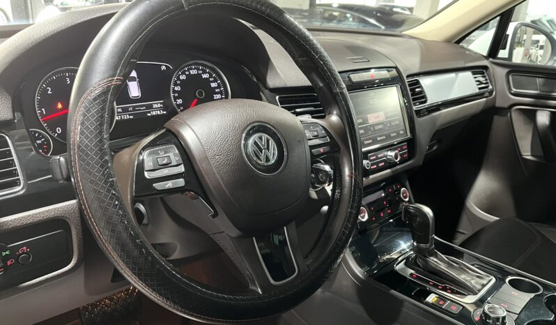 
								VOLKSWAGEN TOUAREG (7P) 5P (10-14) 2012 lleno									