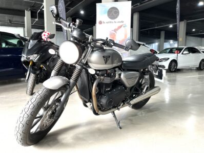 TRIUMPH STREET TWIN 0