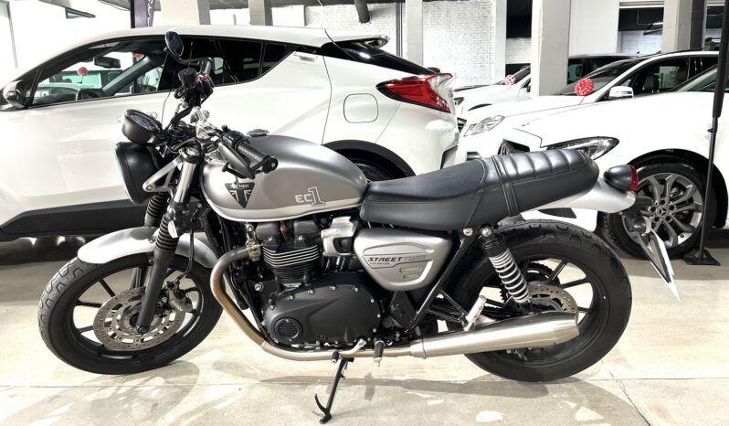 
								TRIUMPH STREET TWIN 0 lleno									