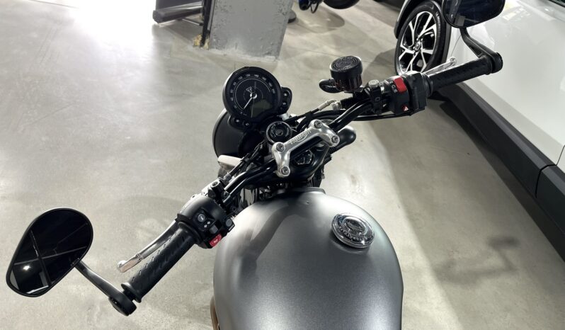 
								TRIUMPH STREET TWIN 0 lleno									