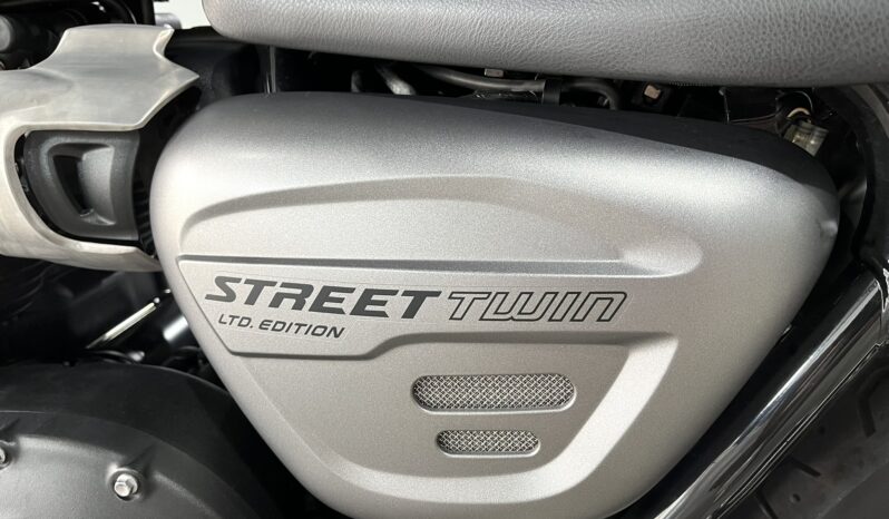 
								TRIUMPH STREET TWIN 0 lleno									