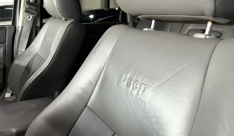 
								JEEP GRAND CHEROKEE 2006 lleno									