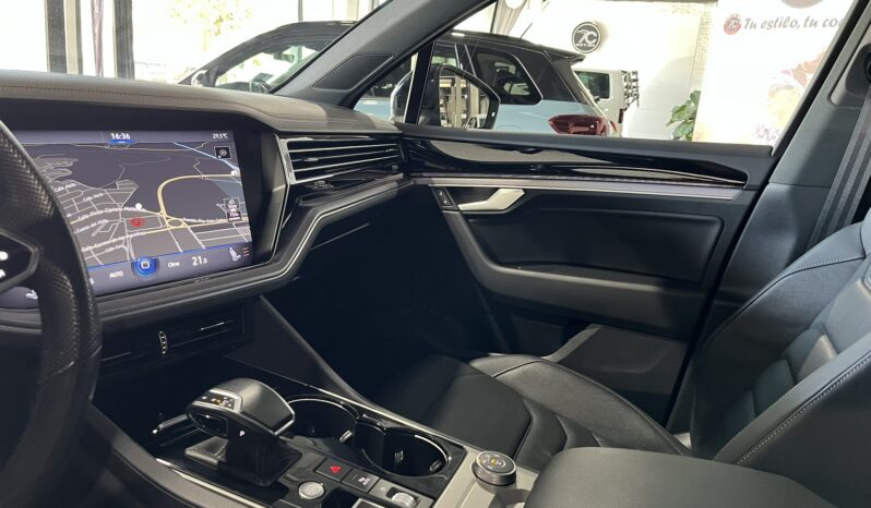 
								VOLKSWAGEN TOUAREG (CR) 5P (18-) 2021 lleno									