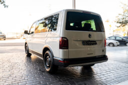 
										VOLKSWAGEN TRANSPORTER COMBI (7H) (15-19) 2017 lleno									
